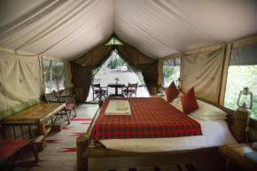 Гостиница Siana Springs Tented Camp  Ololaimutiek Village